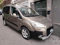 Usata Peugeot Partner Tepee Outdoor 92 CV (67 kW) 2013 Marrone Monovolume