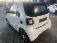 Usata Smart ForTwo Cabrio Brabus 109 CV (80 kW) 2017 Bianco Cabrio
