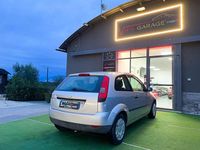 Usata Ford Fiesta 75 CV (55 kW) 2004 Grigio Utilitaria