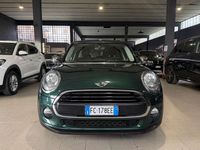 Usata Mini ONE 75 CV (55 kW) 2015 Verde Utilitaria