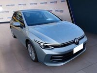 Begagnad VW Golf VIII Edition 150 HK (110 kW) 2025 Silver Halvkombi