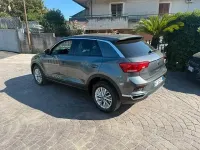 Usata VW T-Roc Business 116 CV (85 kW) 2021 Grigio SUV