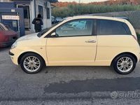 Usata Lancia Ypsilon 69 CV (50 kW) 2005 Beige Utilitaria