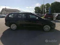 Usata Ford Focus Style 109 CV (80 kW) 2010 Nero Station wagon