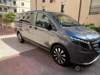 Usata Mercedes Vito 190 CV (139 kW) 2023 Grigio Furgone