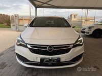 Usata Opel Astra Dynamic 136 CV (100 kW) 2017 Bianco Berlina