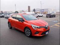 Usata Renault Clio V Intens 101 CV (74 kW) 2023 Arancione Berlina