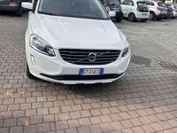 Usata Volvo XC60 Kinetic 181 CV (133 kW) 2015 SUV