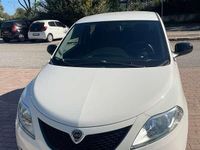 Usata Lancia Ypsilon Gold 69 CV (50 kW) 2018 Bianco Utilitaria