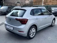 Usata VW Polo Style 110 CV (80 kW) 2022 Argento Berlina
