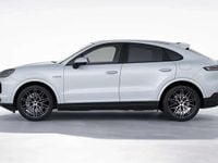 Usata Porsche Cayenne 470 CV (345 kW) 2024 Argento dolomite SUV
