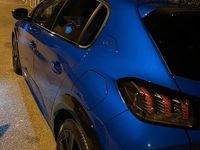 Usata Peugeot 208 GT 102 CV (75 kW) 2022 Blu Utilitaria