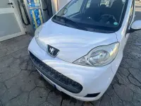 Usata Peugeot 107 Allure 68 CV (50 kW) 2010 Utilitaria