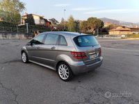 Usata Mercedes B200 2007 Grigio Monovolume