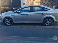 Begagnad Ford Mondeo 2010 Grå Sedan