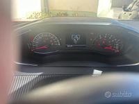 Usata Peugeot 2008 2023 Rosso SUV