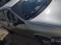 Usata Opel Corsa Swing 60 CV (44 kW) 1998 Grigio Utilitaria