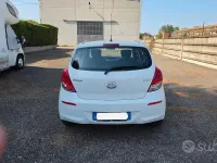 Usata Hyundai i20 Edition 85 CV (62 kW) 2013 Bianco Utilitaria