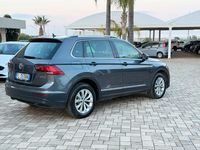 Usata VW Tiguan Business 150 CV (110 kW) 2017 Grigio SUV
