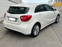 Usata Mercedes A180 Executive 108 CV (79 kW) 2015 Bianco Berlina