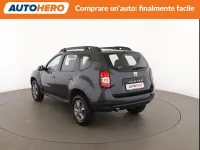 Usata Dacia Duster Lauréate 110 CV (80 kW) 2015 Grigio SUV