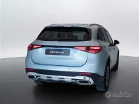 Usata Mercedes GLC200 Advanced 163 CV (119 kW) 2025 Argento hightech SUV