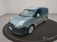 Usata Fiat Doblò 135 CV (99 kW) 2013 Grigio Monovolume