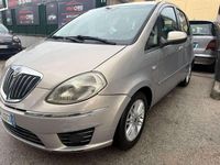 Usata Lancia Musa 95 CV (69 kW) 2009 Oro Monovolume