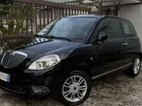 Usata Lancia Ypsilon 75 CV (55 kW) 2011 Utilitaria