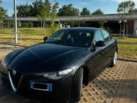 Usata Alfa Romeo Giulia 180 CV (132 kW) 2016 Nero Berlina