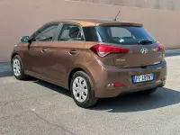 Usata Hyundai i20 73 CV (53 kW) 2016 Bronzo Utilitaria