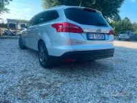 Usata Ford Focus 120 CV (88 kW) 2015 Grigio Station wagon