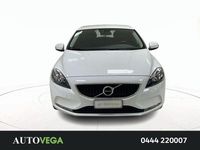 Usata Volvo V40 Momentum 120 CV (88 kW) 2018 Vari colori / pastello Berlina