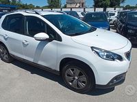 Usata Peugeot 2008 82 CV (60 kW) 2019 Bianco SUV