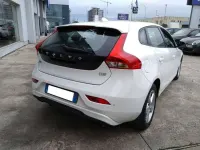 Usata Volvo V40 Business Edition 114 CV (83 kW) 2015 Bianco Berlina