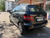 Usata Mercedes B180 109 CV (80 kW) 2008 Monovolume
