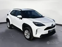 Usata Toyota Yaris Cross Active 116 CV (85 kW) 2024 Bianco SUV