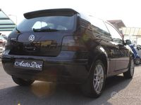 Usata VW Golf IV Highline 105 CV (77 kW) 2003 Nero Berlina