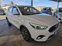 Usata MG ZS Luxury 106 CV (77 kW) 2024 Bianco Station wagon