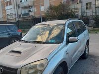 Second-hand Toyota RAV4 128 CP (94 kW) 2005 Gri SUV