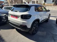 Usata Jeep Avenger Summit 101 CV (74 kW) 2024 Bianco SUV