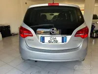Usata Opel Meriva 101 CV (74 kW) 2015 Grigio Monovolume