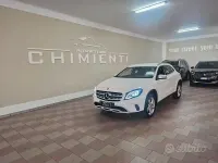 Usata Mercedes GLA180 109 CV (80 kW) 2018 Bianco SUV