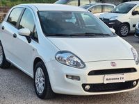 Usata Fiat Punto Street 75 CV (55 kW) 2015 Bianco Utilitaria