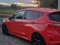 Usata Ford Fiesta ST-Line 86 CV (63 kW) 2017 Rosso Utilitaria