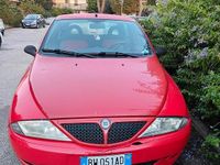 Usata Lancia Ypsilon 60 CV (44 kW) 2002 Rosso Utilitaria