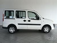 Usata Fiat Doblò Active 74 CV (54 kW) 2010 Bianco Monovolume