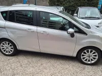 Usata Ford B-MAX 100 CV (73 kW) 2015 Grigio Monovolume