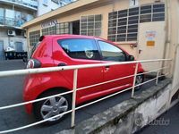 Usata Toyota Aygo 72 CV (52 kW) 2010 Rosso Utilitaria