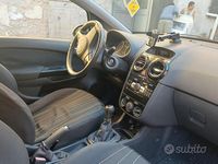 Usata Opel Combo 45 CV (33 kW) 2010 Bianco Monovolume